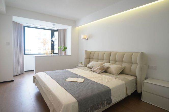 High-Floor 2BR Apartment near Suzhou River Mengqing Garden (L7/L13)