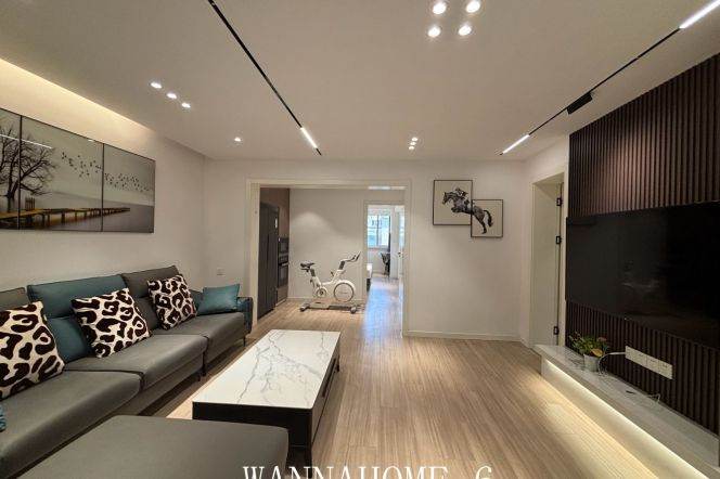 3BR Apartment at Huaye Unit (L2/L12/L13)