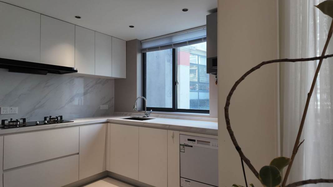 Housing image — Kitchen