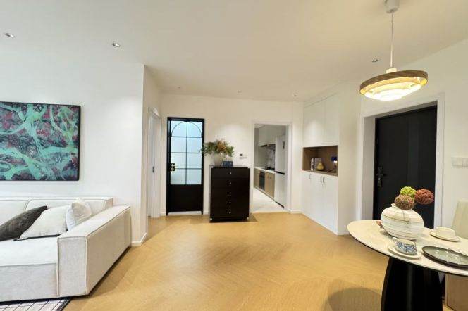 2BR Apartment near Shangcheng Rd Metro (L2/L9)