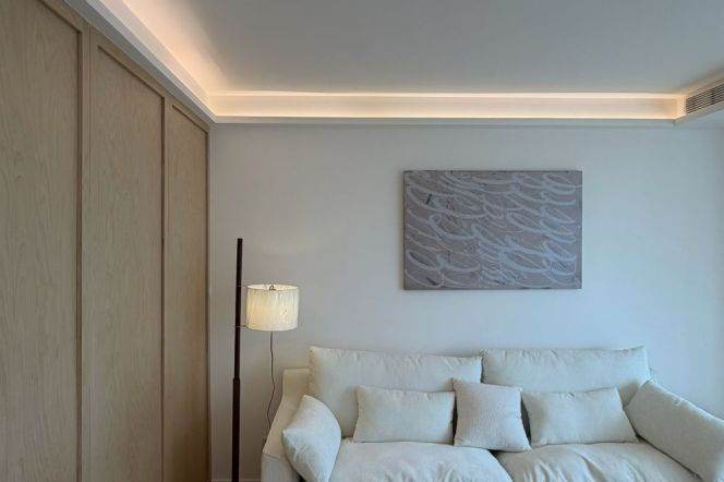 3BR Apartment near Gudai Rd Metro with Floor-to-Ceiling Windows