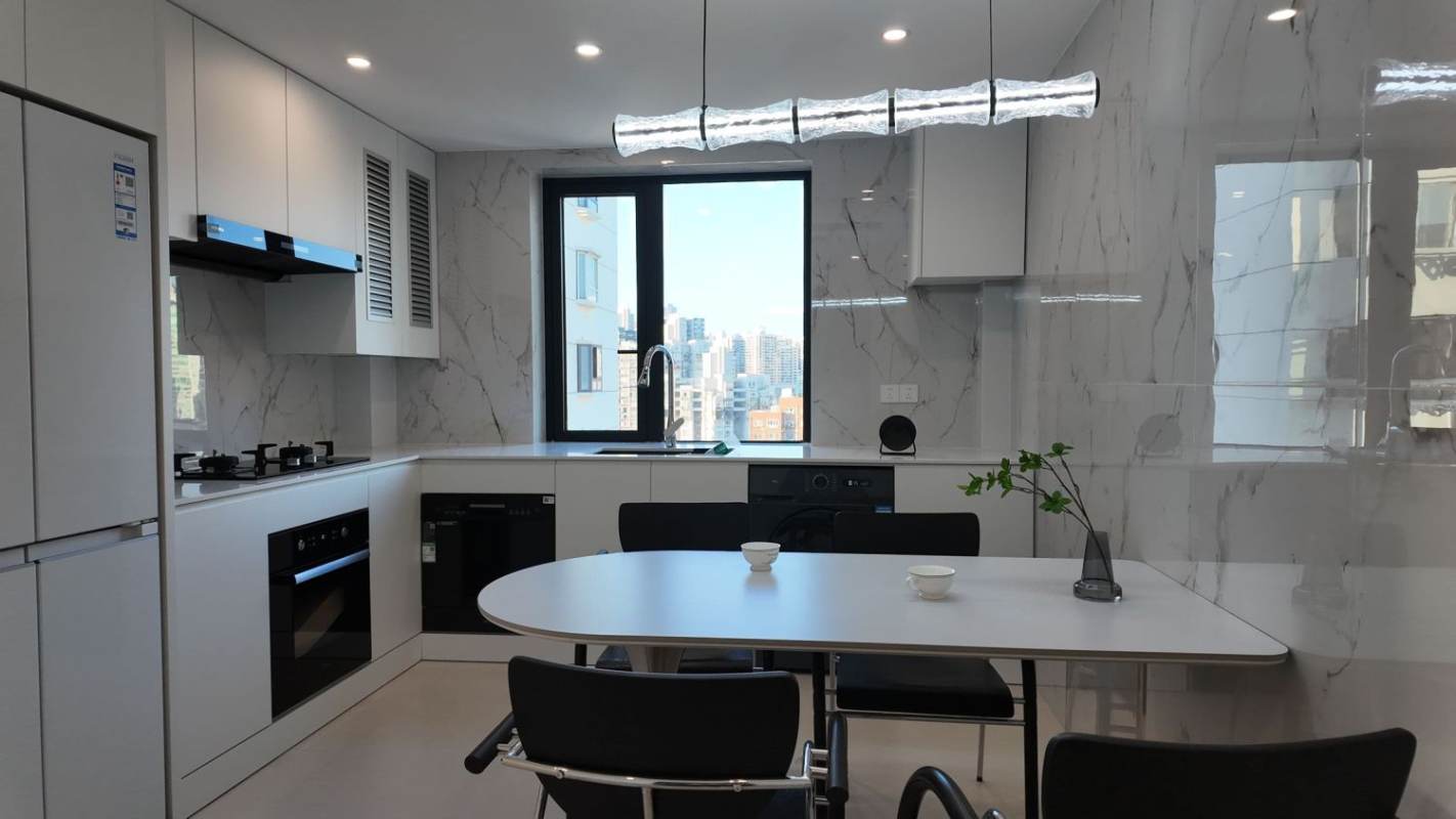 Housing image — Dining Area
