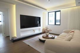 High-Floor 2BR Apartment near Suzhou River Mengqing Garden (L7/L13)