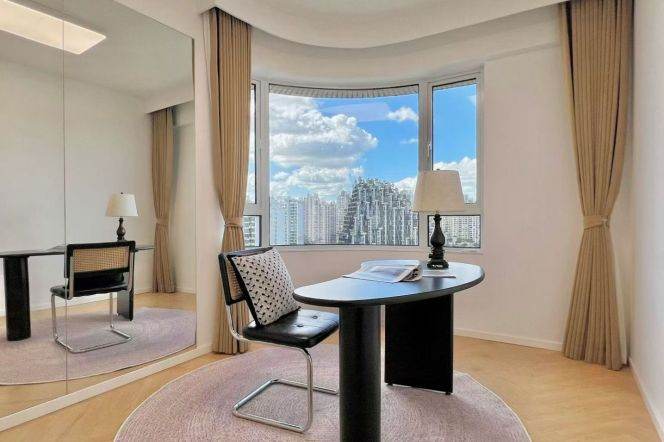 3BR Apartment near Shanghai Railway Station Metro with River View (L13)