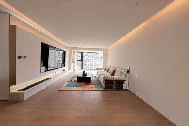 Spacious 3BR Apartment near Tiantong Rd Metro with Floor-to-Ceiling Windows (L10/L12)