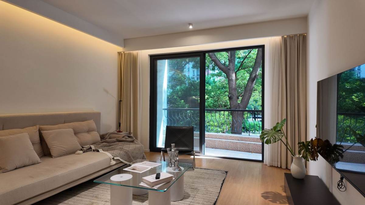 Housing image — Living Room