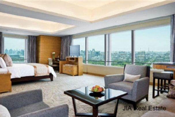 Spacious 1BR Serviced Apartment near Century Park (L7)