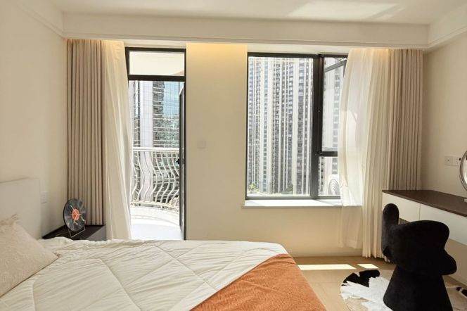 Spacious 3BR Apartment near Changshou Rd Metro (L7/L13)