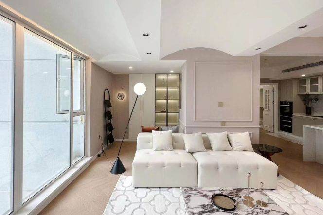 Spacious 2BR Apartment in Xujiahui with Floor-to-Ceiling Windows (L1/L9/L11)