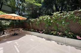 2BR Apartment in Gubei with Floor-to-Ceiling Windows (L2)