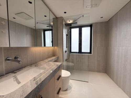 Housing image — Bathroom