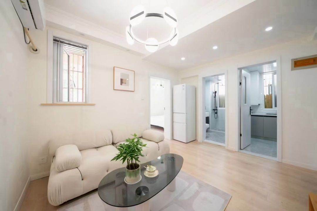 Housing image — Living Room