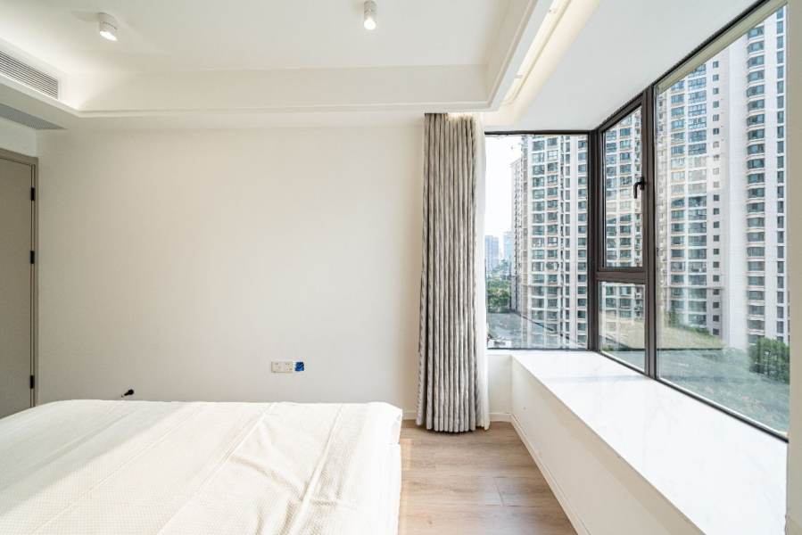 Housing image — Bedroom