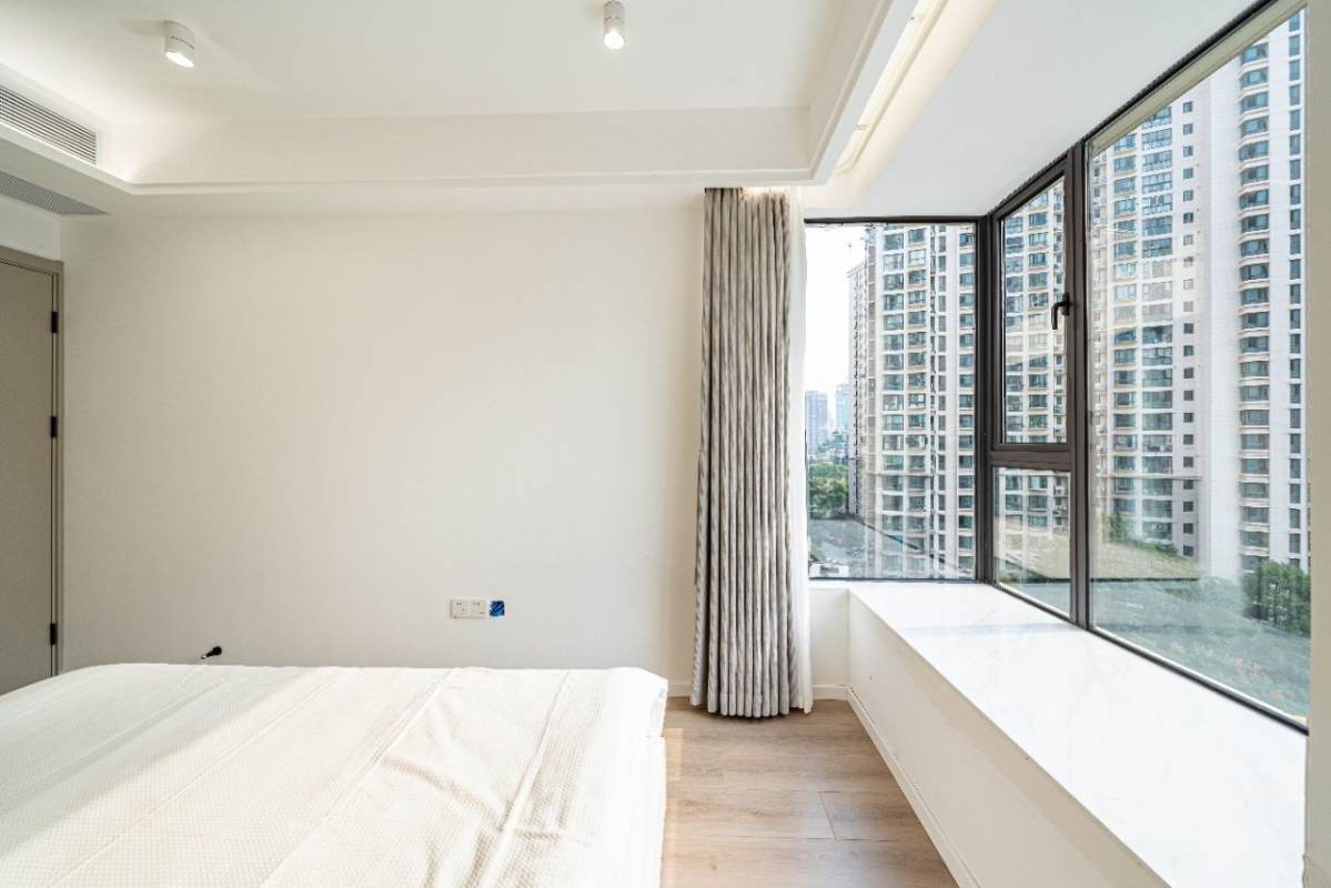 Housing image — Bedroom