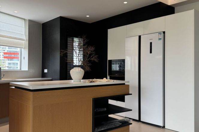 Spacious 3BR Apartment near Century Park