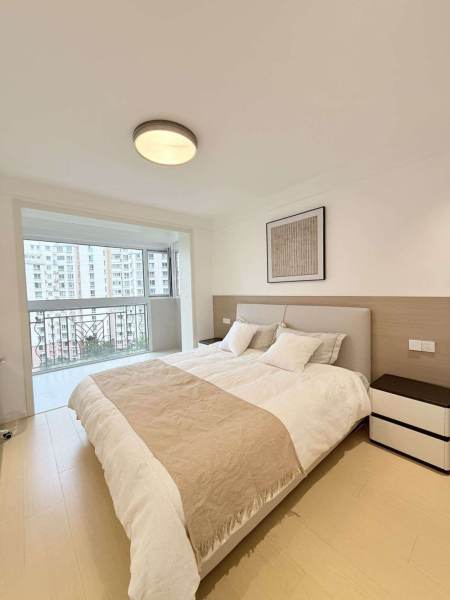 Housing image — Bedroom