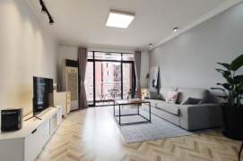 Spacious 1BR Apartment in Gubei