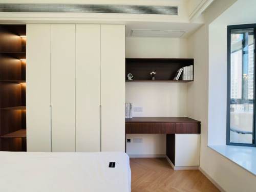 Housing image — Bedroom