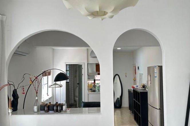 1BR Apartment near South Shaanxi Rd Metro (L1/L10/L12/L13)