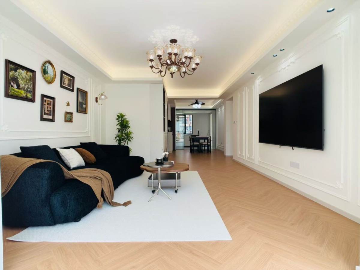 Housing image — Living Room