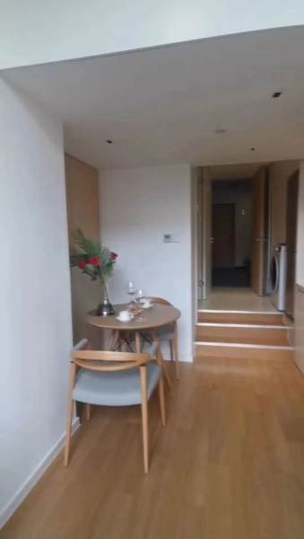 Housing image — Living Room