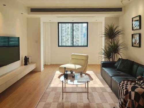 Housing image — Living Room