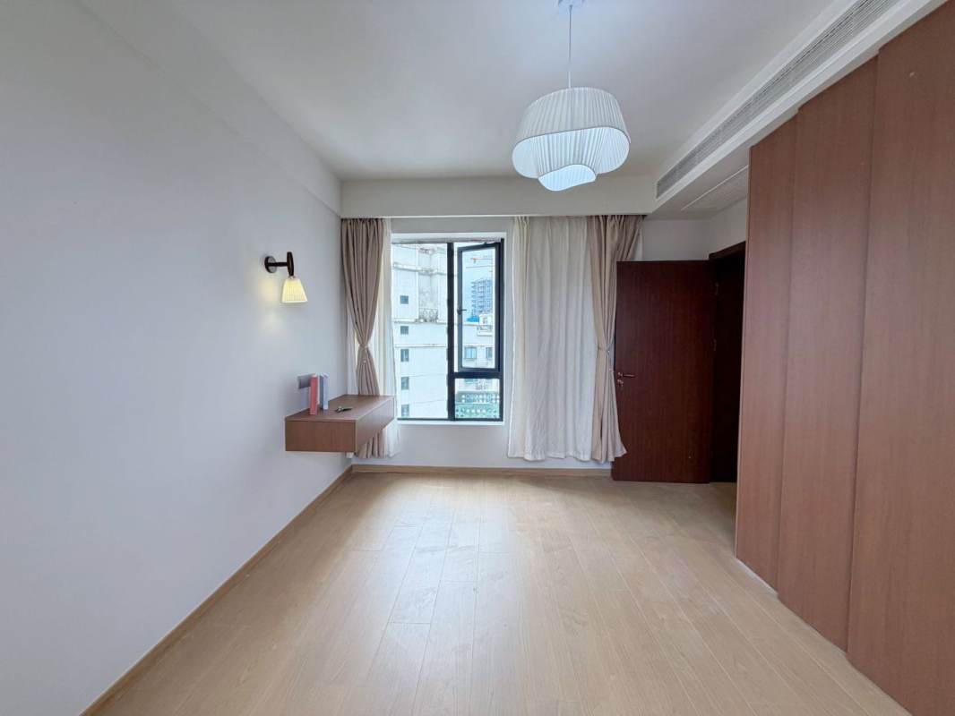 Housing image — Bedroom