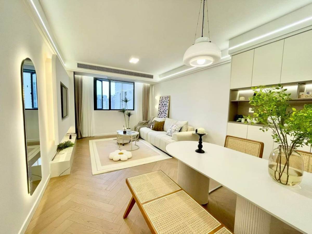 Housing image — Living Room
