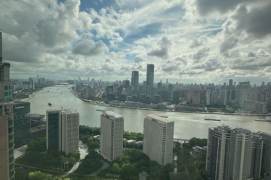 High-Floor Spacious 3BR Apartment near Shangcheng Rd Metro