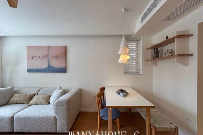 1BR Apartment in Jing'an (L7)