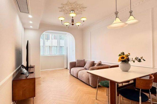 1BR Apartment near Longde Rd Metro