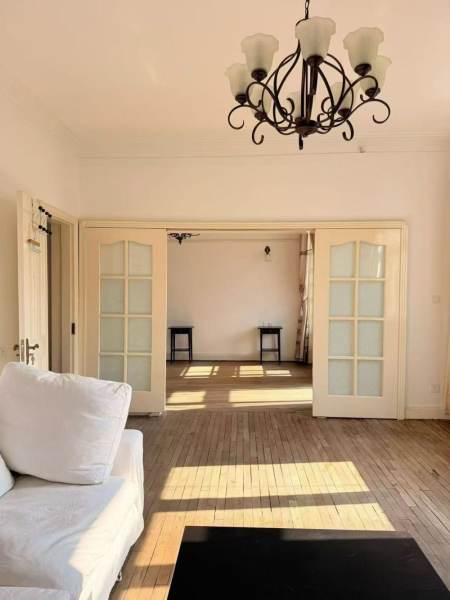 Housing image — Living Room
