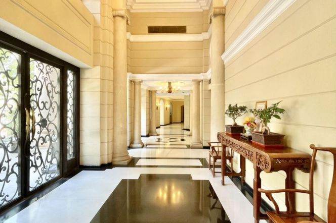 Spacious 1BR Apartment in Old Xuhui (L1/L10)