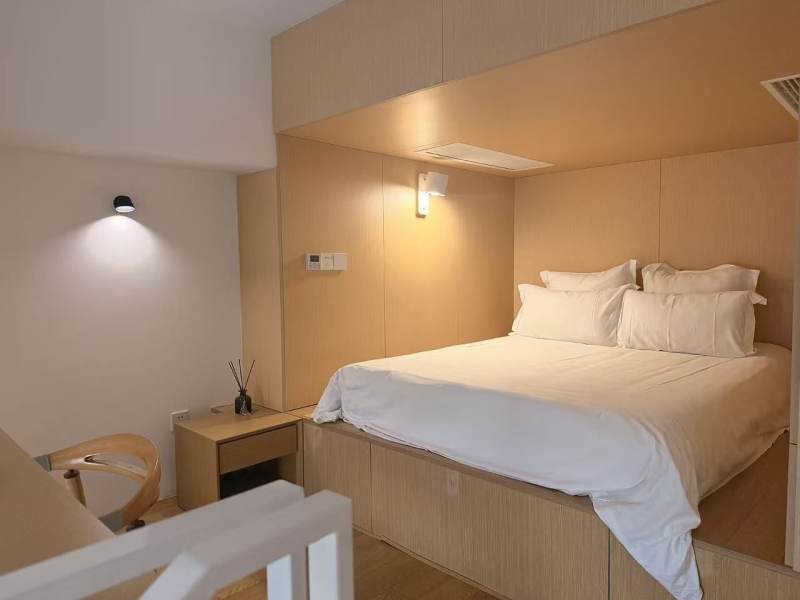 Housing image — Bedroom