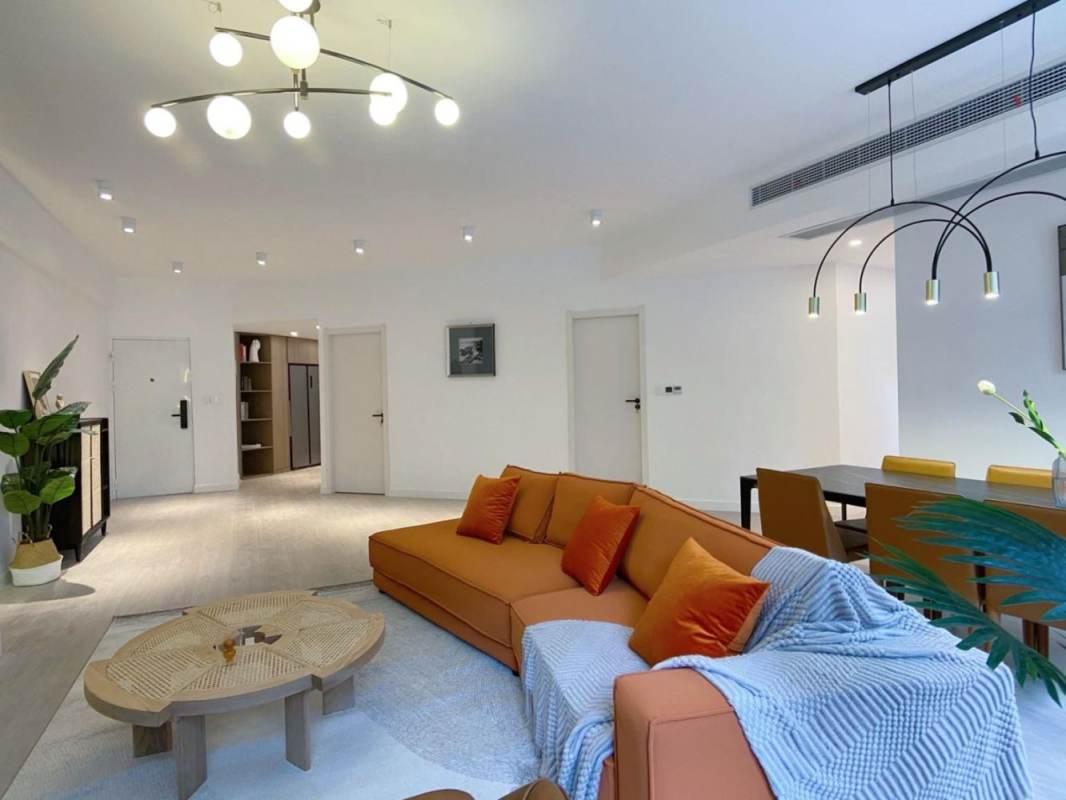 Housing image — Living Room