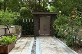 Spacious 4BR Apartment in Gubei with Private Garden (L2/L15)