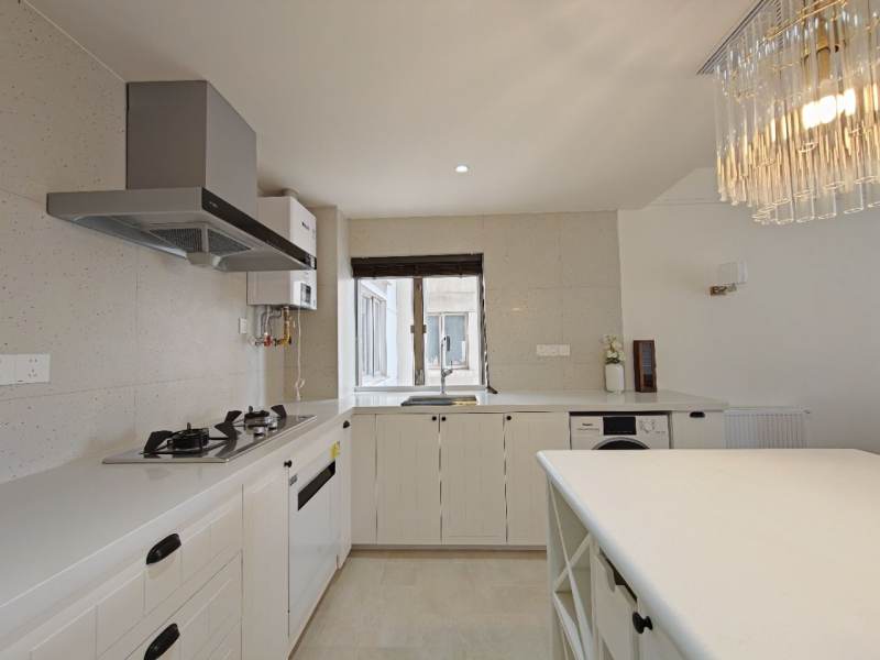 Housing image — Kitchen