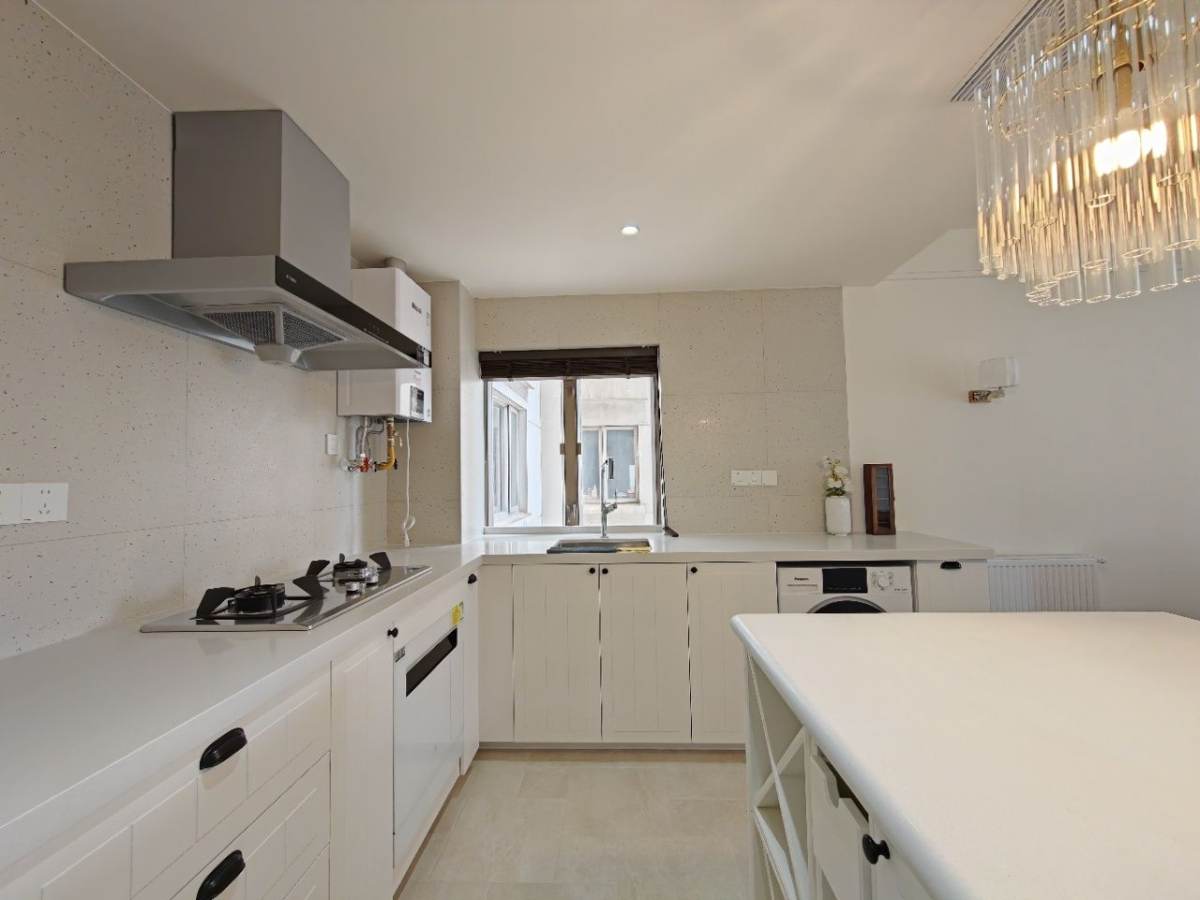 Housing image — Kitchen