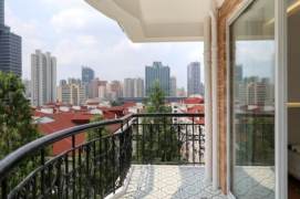 2BR Apartment in Jing'an