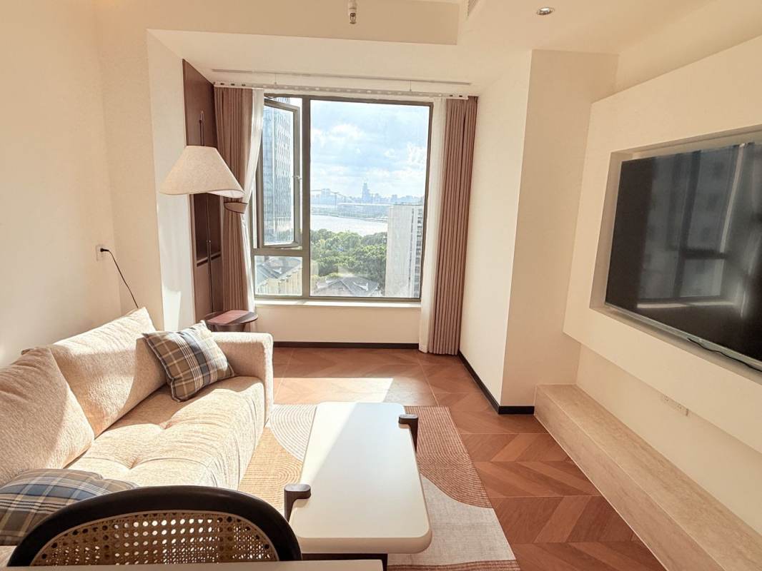 Housing image — Living Room