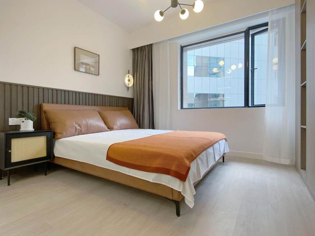 Housing image — Bedroom