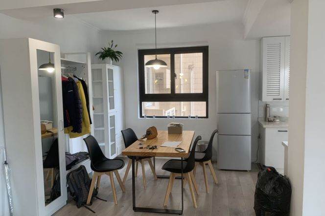 2BR Apartment near Changping Rd Metro (L7)