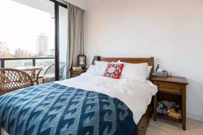 1BR Apartment in Old Xuhui (L1/L7)