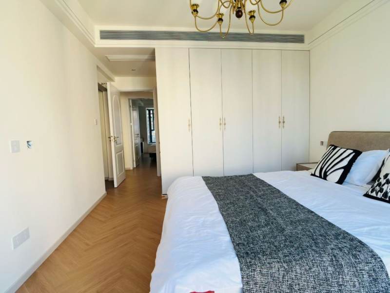 Housing image — Bedroom