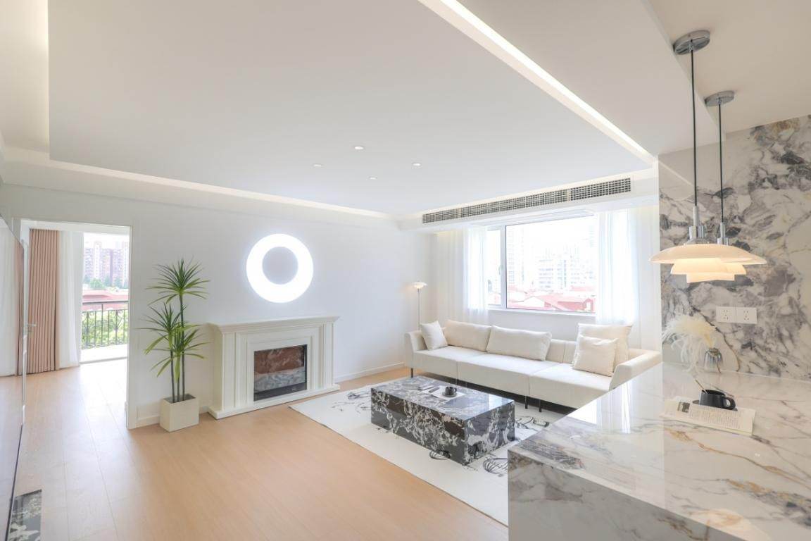 Housing image — Living Room