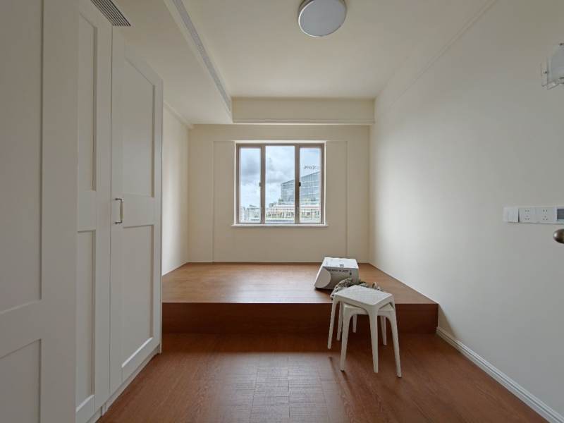 Housing image — Bedroom