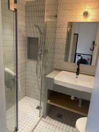 Housing image — Bathroom