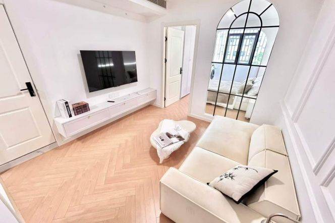 1BR Apartment near Shanghai Jiao Tong University (L3/L4/L10)