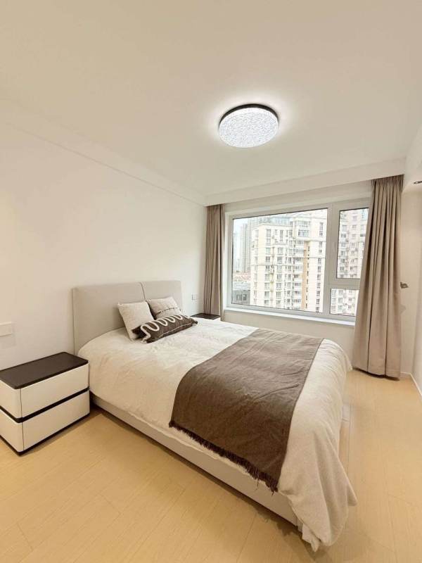 Housing image — Bedroom