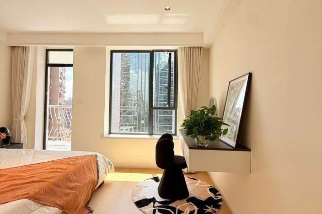 Spacious 3BR Apartment near Changshou Rd Metro (L7/L13)